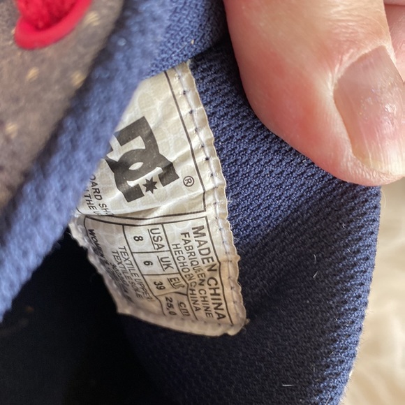 DC skateboard  shoes - Picture 6 of 12